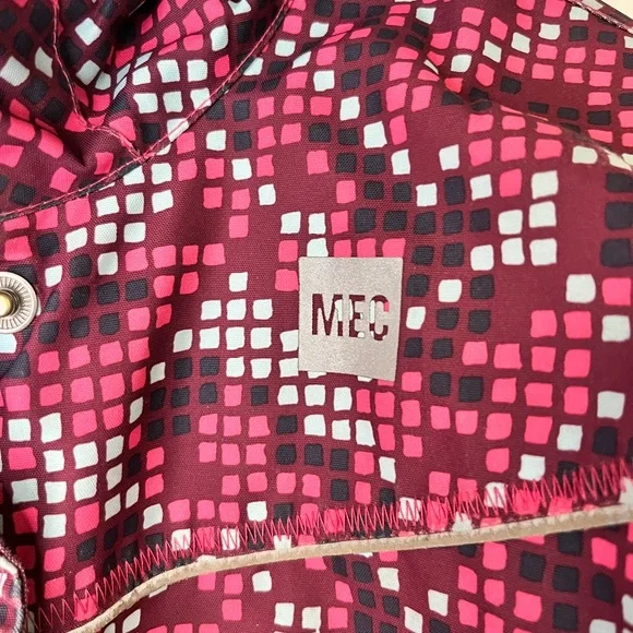 MEC Girls Pink Multi-Pattern Winter Jacket - Picture 2 of 5